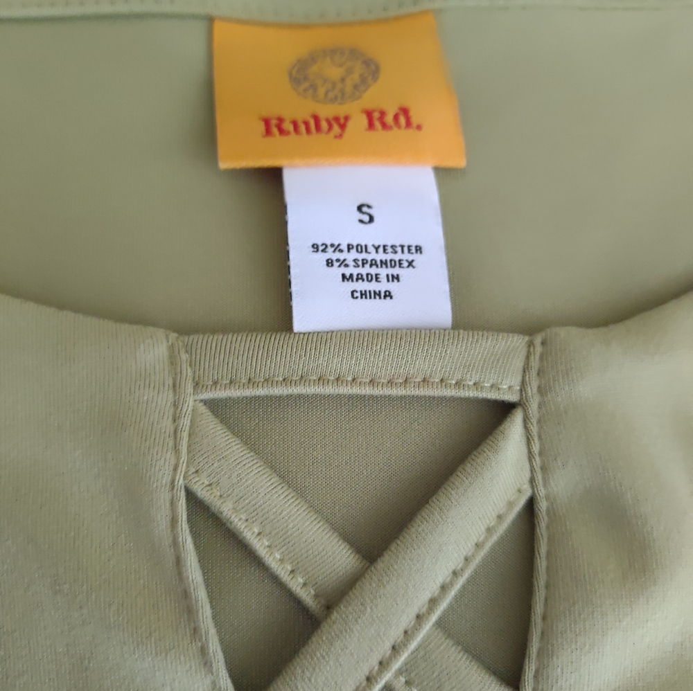 Ruby Rd. Top, Size S - Picture 3 of 4